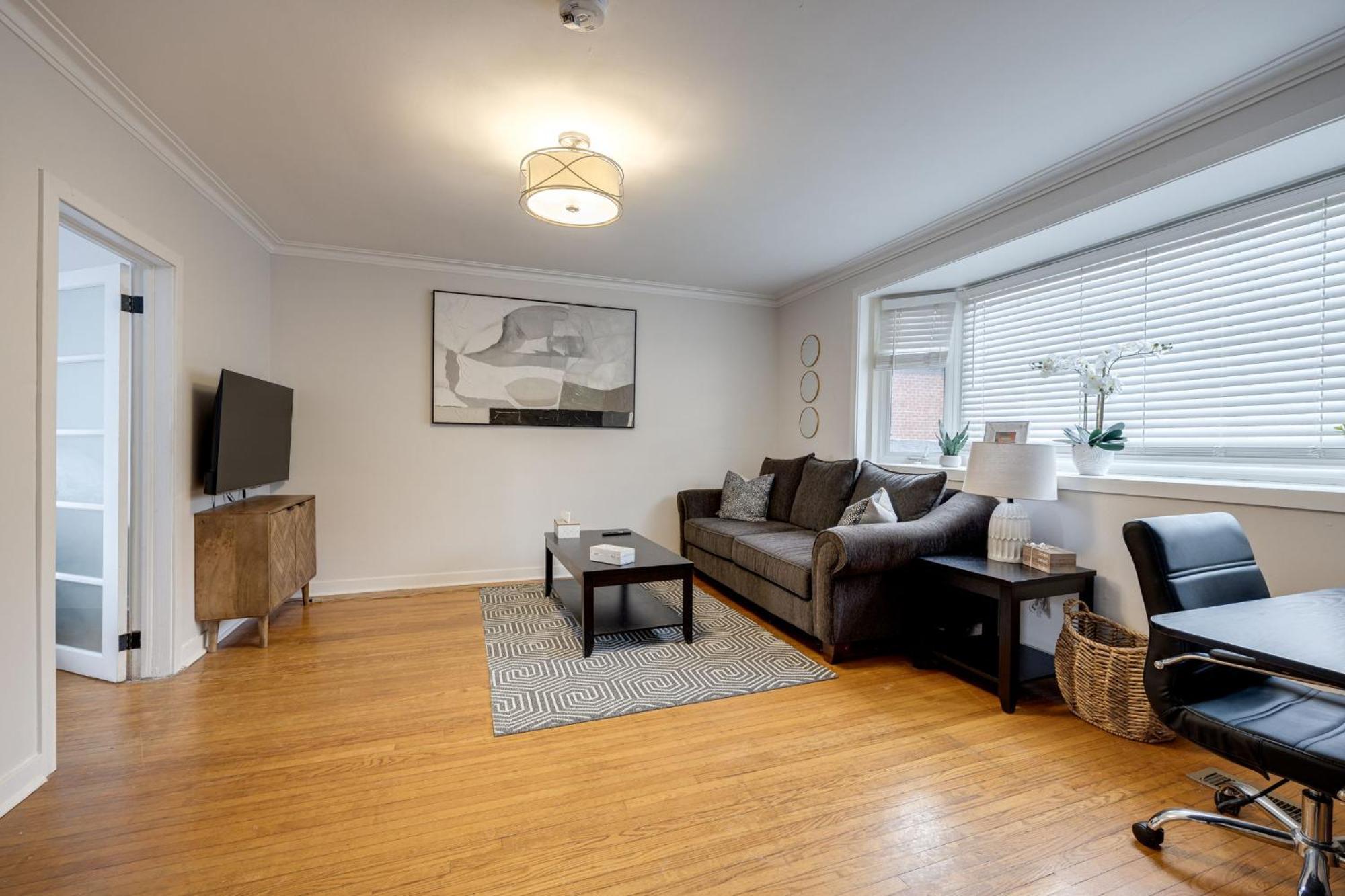 Eglinton West Guest Suite Toronto Exterior foto